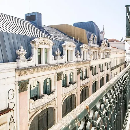 Plum Guide - Up To Santa Justa Apartman Lisboa